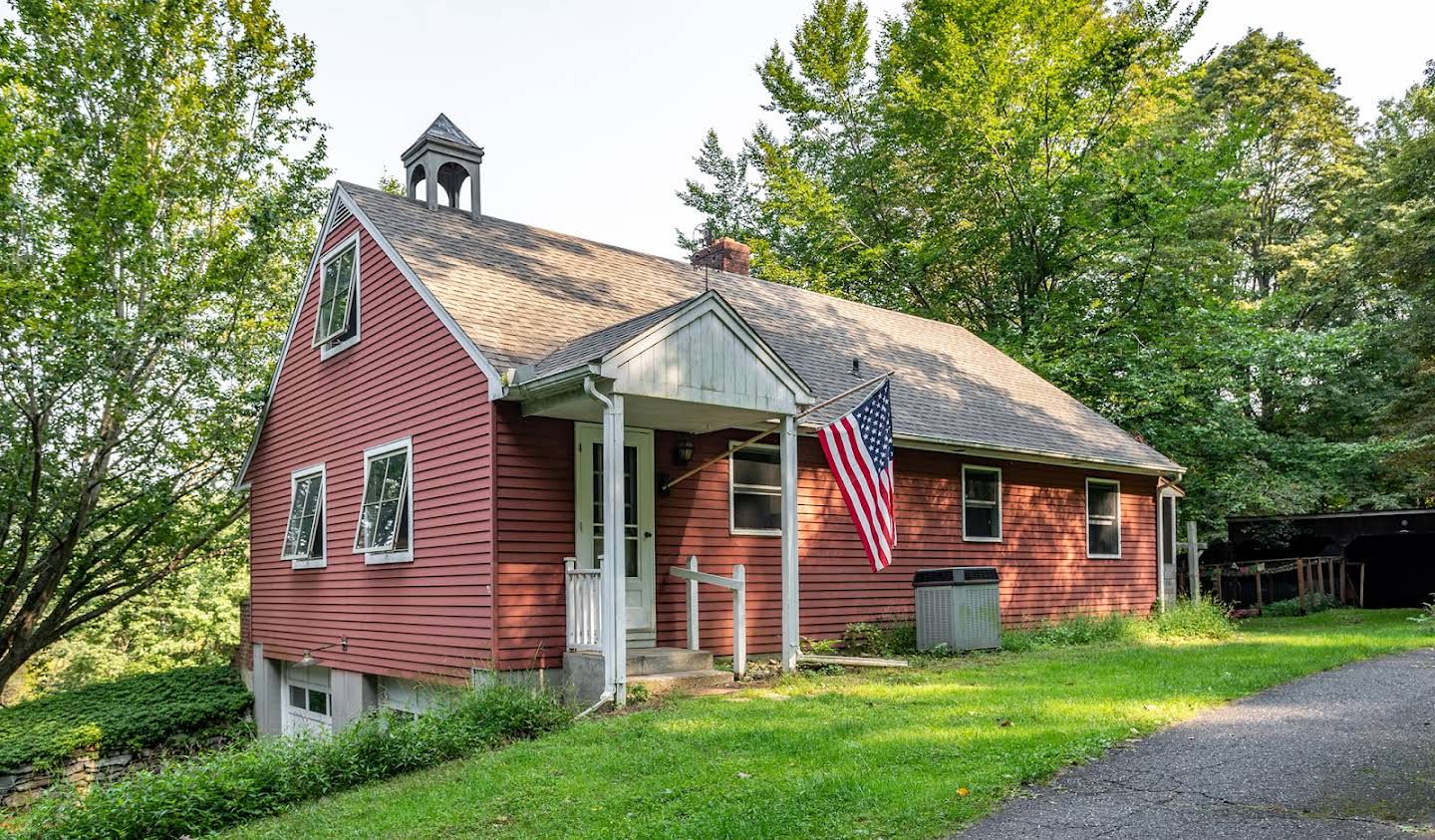 Land New Milford