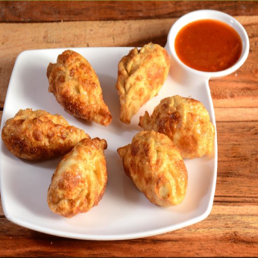 Paneer Fried Momos(8 Pcs)