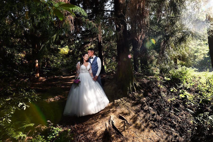 Fotografo di matrimoni Ferenc Zengő (zengoferenc). Foto del 4 ottobre 2022