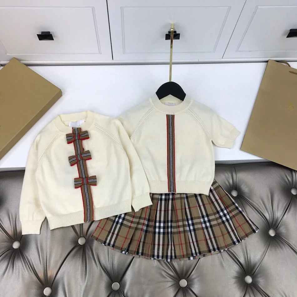 Ensemble trois pièces