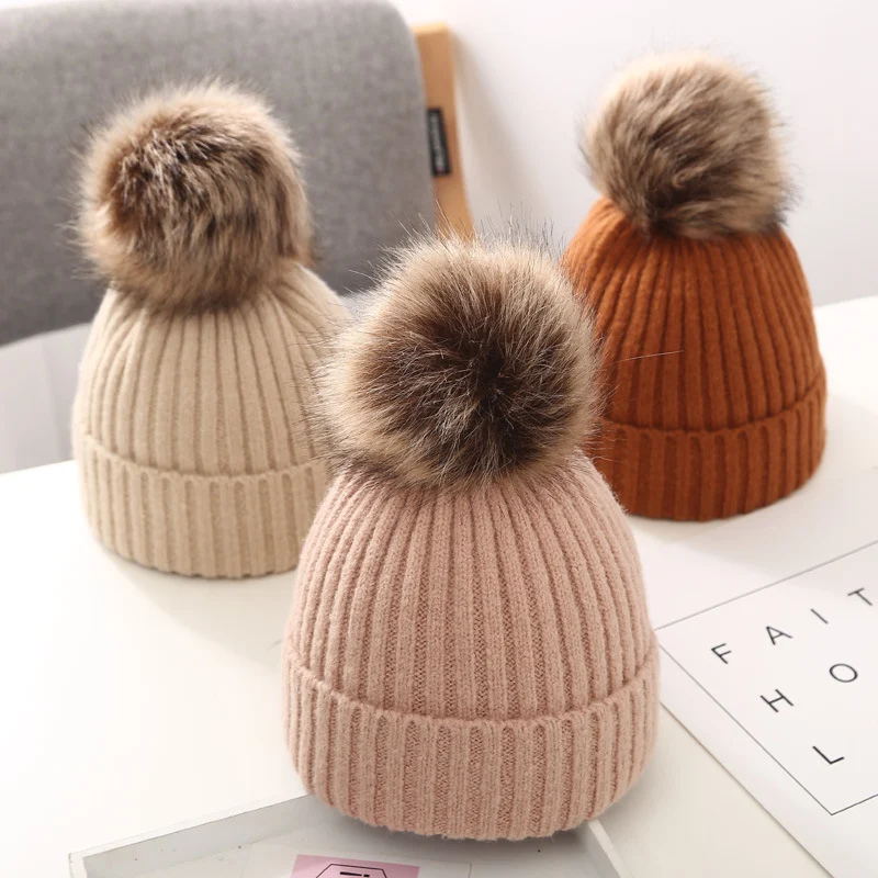 Bonnet d'hiver et d'automne pour bébé en laine avec grosse boule de fourrure, pour garder bébé au chaud et élégant