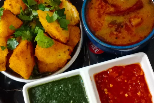 Masala Idli [3 Pieces]