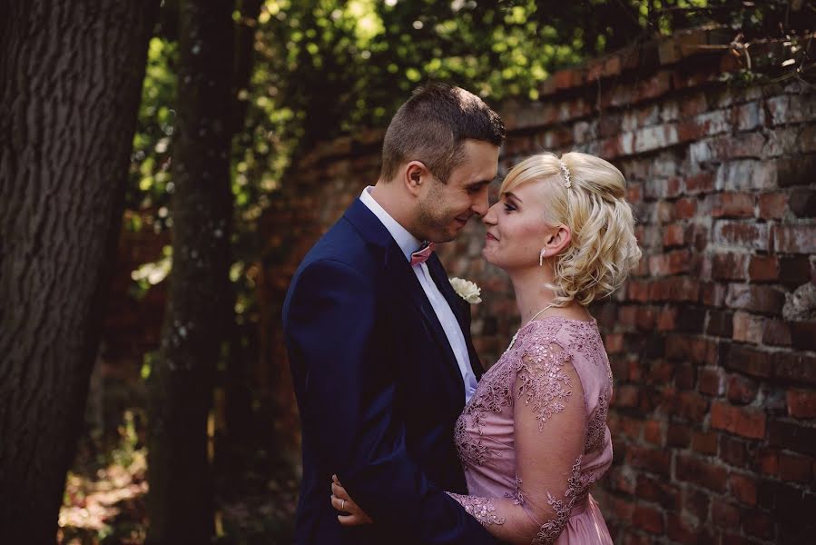 Fotógrafo de casamento Adela Andrzejak (andrzejak). Foto de 24 de fevereiro 2020