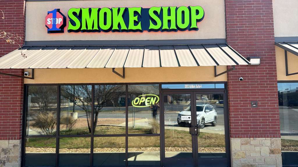 elfbar nachfüll pod läuft aus Vape stores gets community fuming main image 0