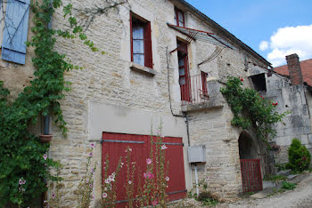 maison à Poilly-sur-Serein (89)