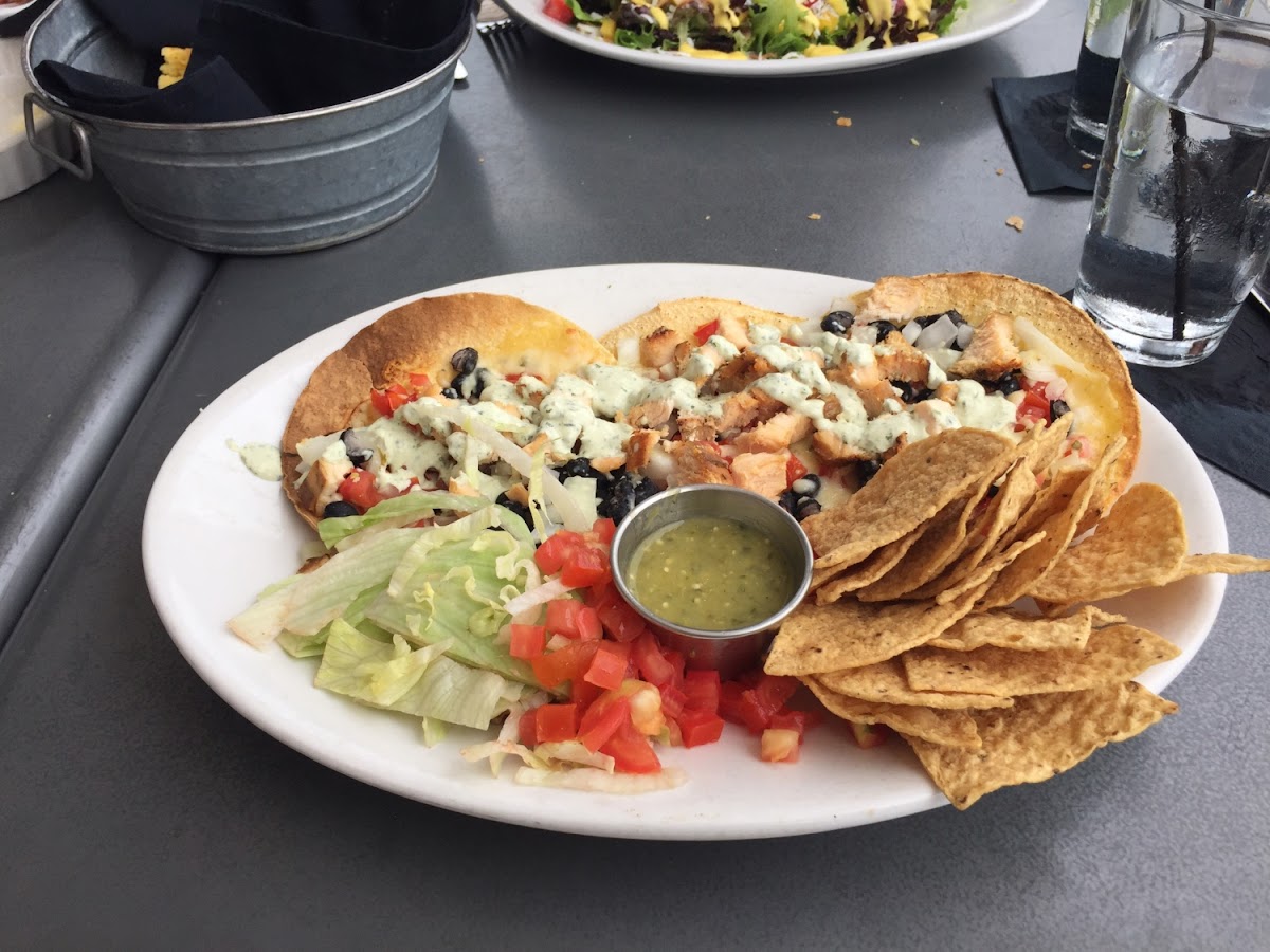 Black bean quesadilla with chicken