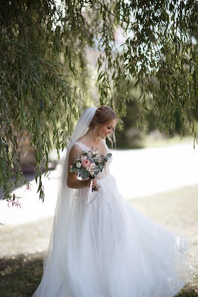 Fotógrafo de bodas Kristina Grechikhina (kristiphoto32). Foto del 13 de julio 2019