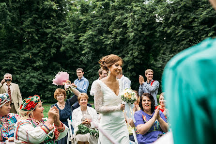 Fotógrafo de bodas Valya Lipatova (lipavalenti). Foto del 26 de abril 2016