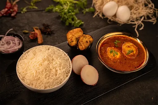 Egg Curry & Tikka Rice Bowl