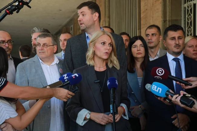 Popović (SSP): Šapić i Vučić znaju da ih Beograđani ne žele i da je podrška SNS-u u padu