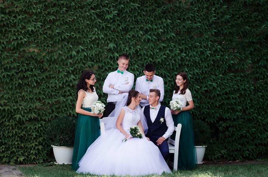 Wedding photographer Olga Markarova (id41468862). Photo of 6 August 2018
