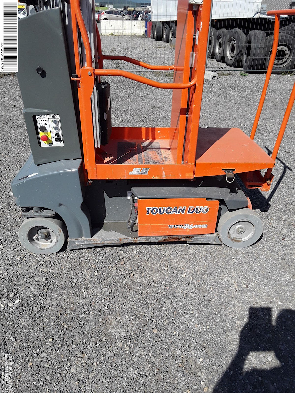 Picture of a JLG TOUCAN DUO