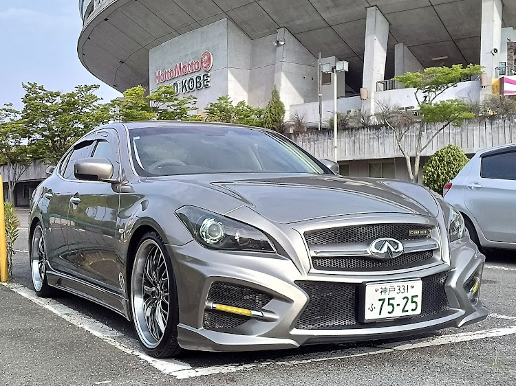 フーガのいつもイイね＆コメントありがとうございます😆・淡路ハイウェイオアシス・シーマ＆フーガ・メリケンパーク・EXTREMEに関するカスタム事例の投稿画像21枚目