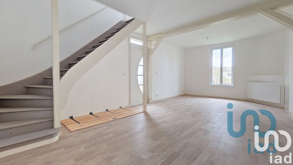 Vente maison 4 pièces 79 m² à Saint-Just-Sauvage (51260), 126 000 €