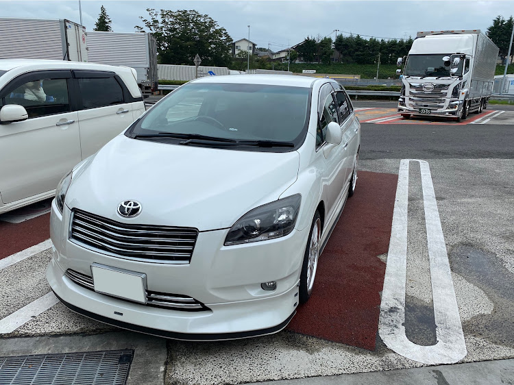マークXジオの投稿の秋・純正流用・DIY・お題提出に関するカスタム事例の投稿画像1枚目
