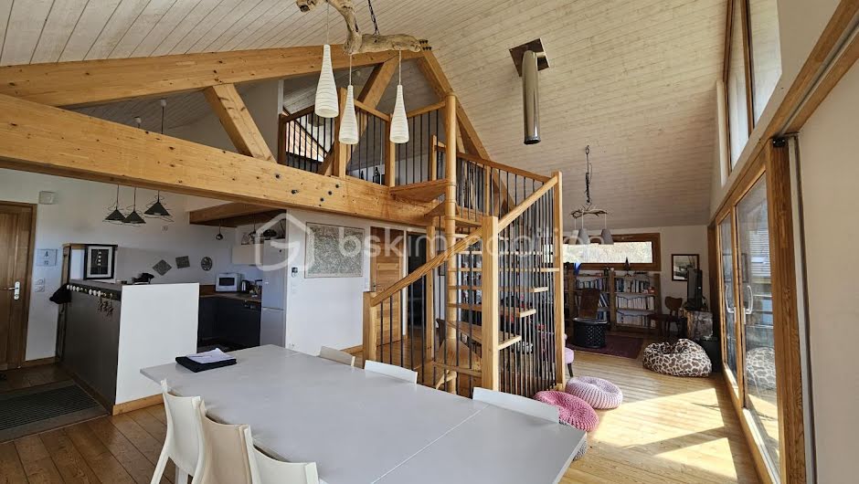 Vente chalet 5 pièces 135 m² à Saint-Michel-de-Chaillol (05260), 655 000 €