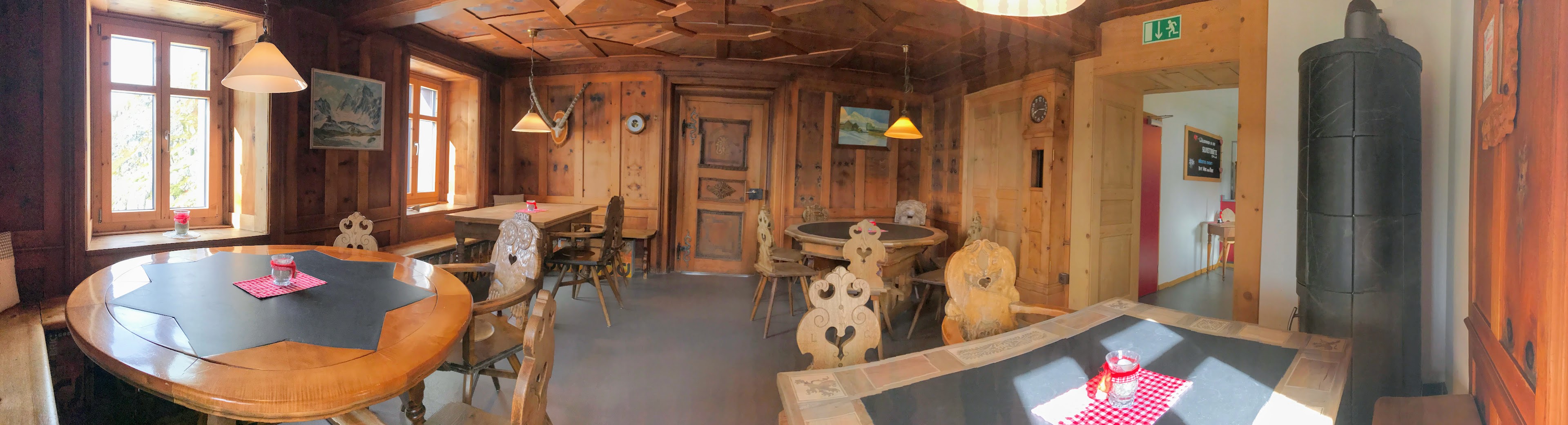 Sivretta Hut interior