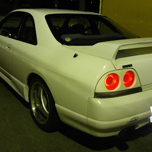 スカイライン R33
