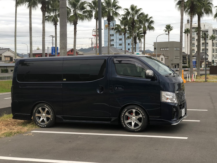 NV350キャラバンのサーフトリップ・まだまだ夏日☀️に関するカスタム事例の投稿画像1枚目