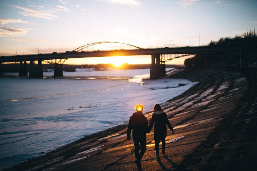 結婚式の写真家Ivan Troyanovskiy (vani)。2015 3月13日の写真