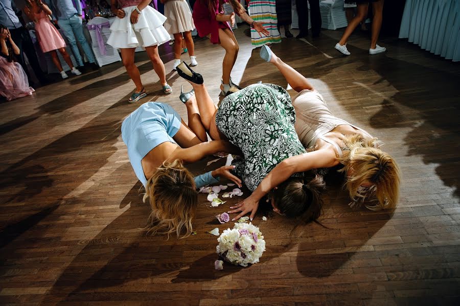 Fotógrafo de casamento Valeriy Balabolin (balabolin). Foto de 4 de setembro 2018