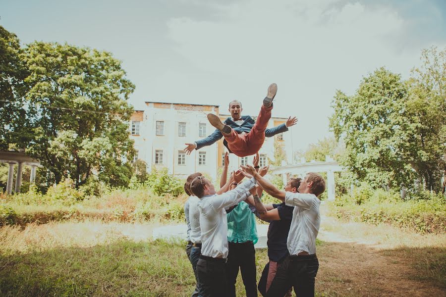 Wedding photographer Evgeniya Golubeva (ptichka). Photo of 22 September 2015