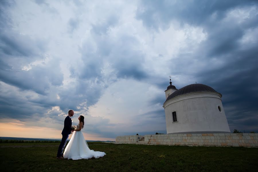 Wedding photographer Márton Bodolai (bodolai). Photo of 18 August 2019