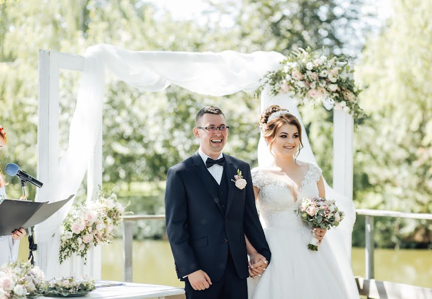 Fotografo di matrimoni Karl Geyci (karlheytsi). Foto del 18 agosto 2019