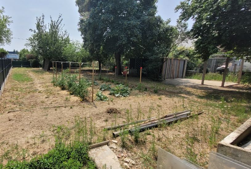  Vente Terrain à bâtir - 600m² à Crouzilles (37220) 