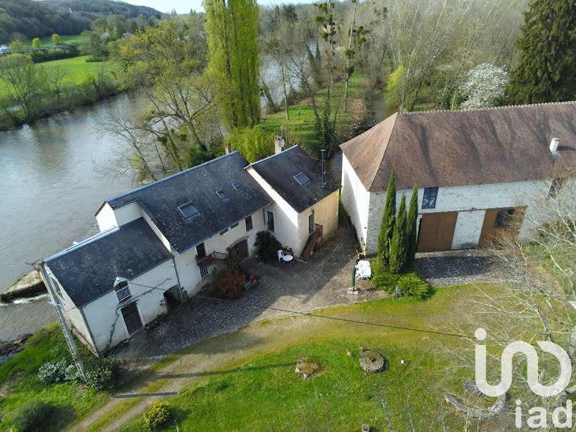 Vente moulin 8 pièces 227 m² à Argenton-sur-Creuse (36200), 499 000 €