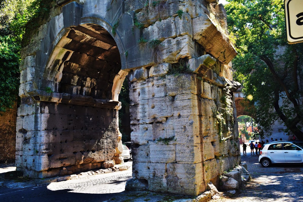 Roma. La dolce vita? Римские картинки (с Аппиевой дорогой, акведуками и пляжем)