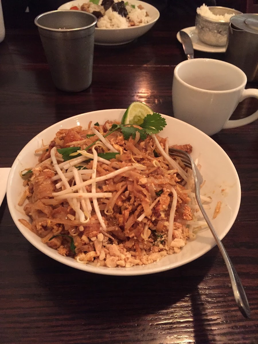 Pad Thai! Photo by Cg.