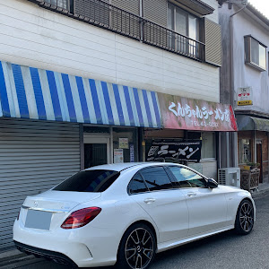 Cクラス セダン W205