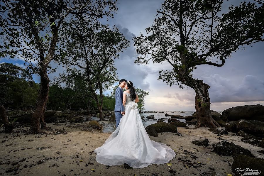 Fotógrafo de casamento Keerati Kasattri (kasattri). Foto de 8 de setembro 2020