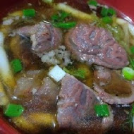 美東芳牛肉麵