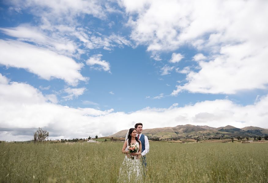 Fotografo di matrimoni Alex Criollo (alexcwp182). Foto del 24 maggio 2022