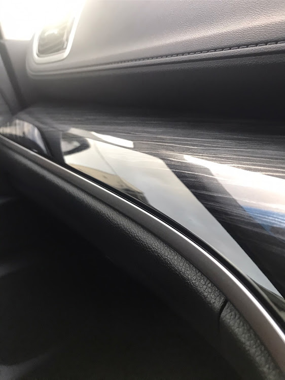 オデッセイの正月休み最終日・車内掃除とコーティング・ブゥードゥーライドに関するカスタム事例の投稿画像3枚目