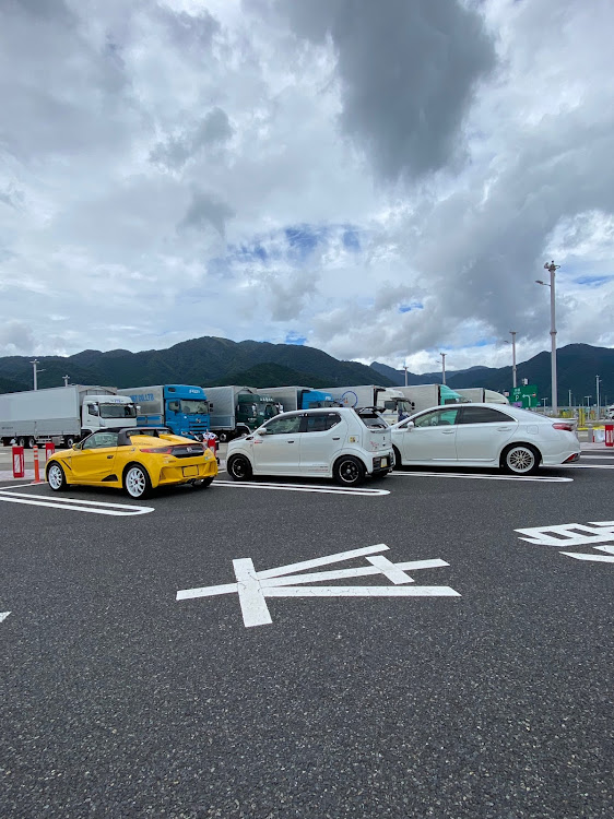 アルトワークスのいつもイイネ&コメントありがとうございます🙇‍♂️・夏の終わりに夏を満喫🌻・ワンワンパラダイス鳥羽・がんじーさんと会いました😊・２人と１匹旅　帰途😆に関するカスタム事例の投稿画像5枚目