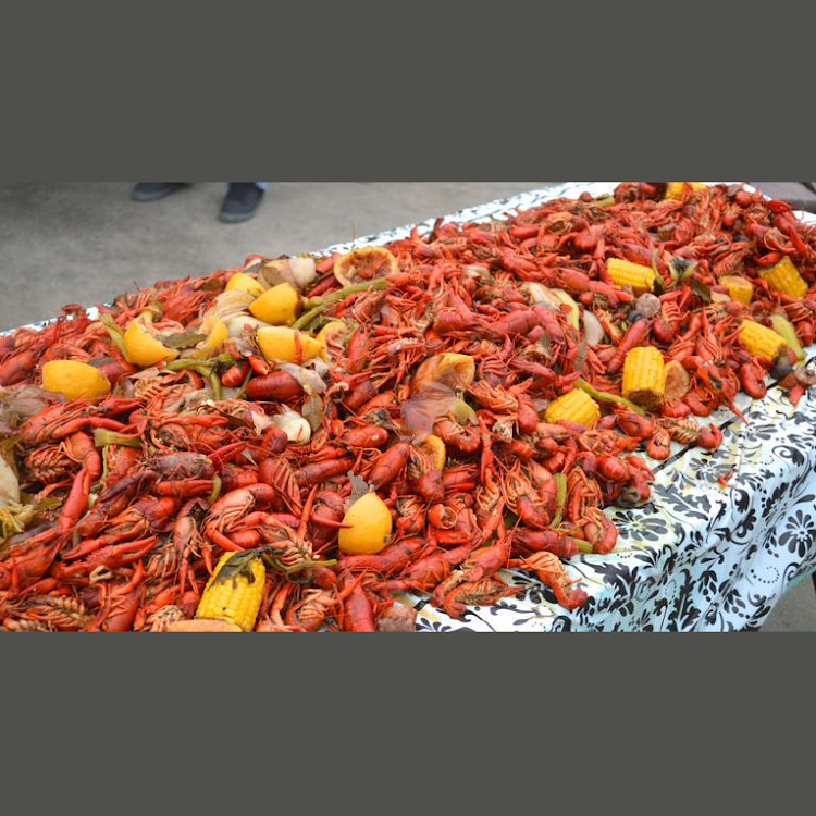 Logo for Cajun Crawfish Boil