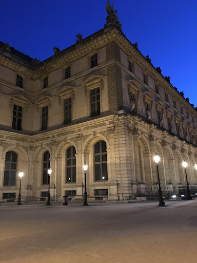 Paris Louvre