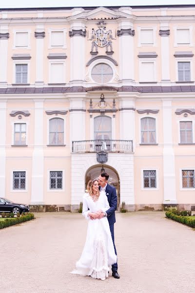 Wedding photographer Adrienn Balázs (loveforeverwed). Photo of 6 April 2021