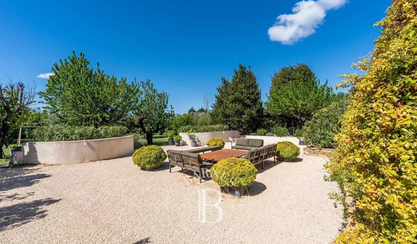 House with pool and garden Aix-en-Provence