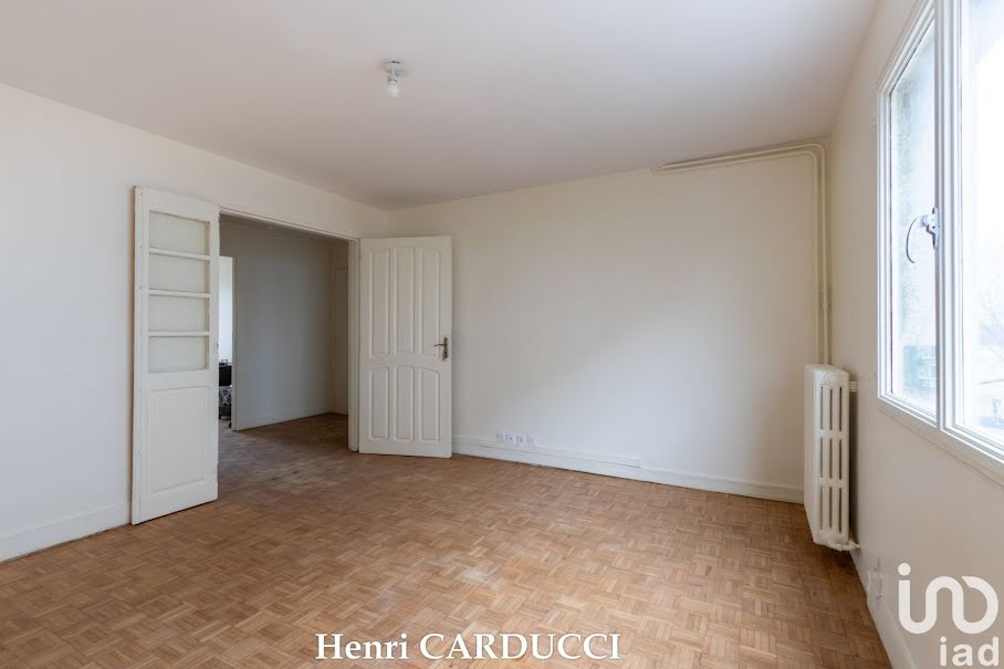 Vente appartement 3 pièces 56 m² à Aubervilliers (93300), 250 000 €