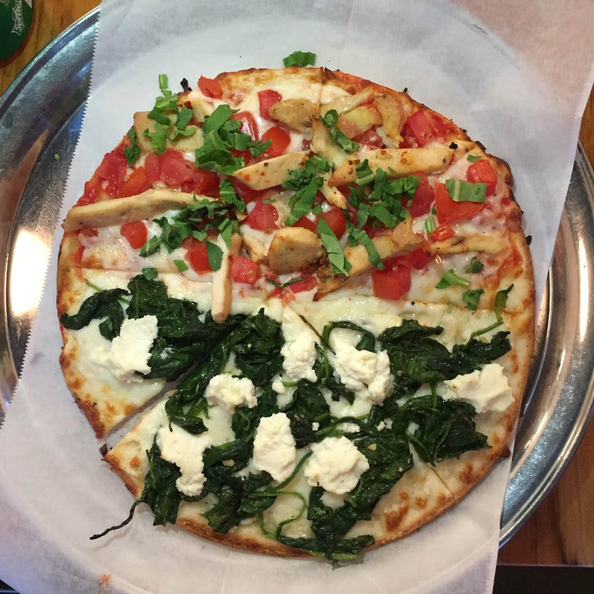 Half and half toppings : chicken and spinach