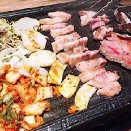 水刺床韓式烤肉餐廳(青海店)