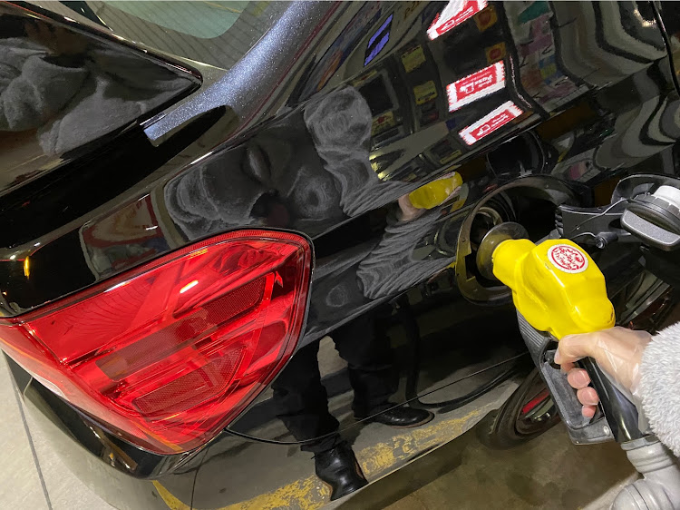 WRX STIの納車・WRX・vab・雪と愛車・スバリストと繋がりたいに関するカスタム事例の投稿画像4枚目