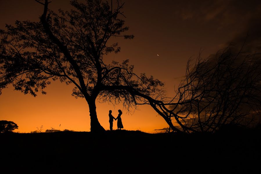 Fotograful de nuntă Vagner Macedo Leme (vagnermacedo). Fotografia din 18 mai 2021