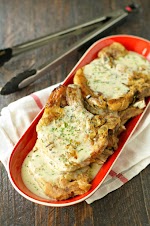 Crockpot Pork Chops with Creamy Herb Sauce was pinched from <a href="http://crockpotgourmet.net/2014/10/13/crockpot-pork-chops-with-creamy-herb-sauce/" target="_blank">crockpotgourmet.net.</a>