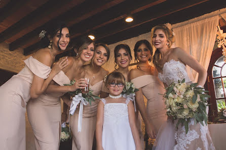 Photographe de mariage Isabel Talanehzar (isabelstudios). Photo du 1 juillet 2019