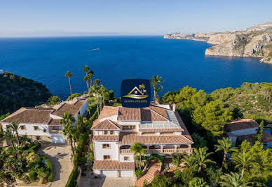 Villa avec piscine et terrasse 20